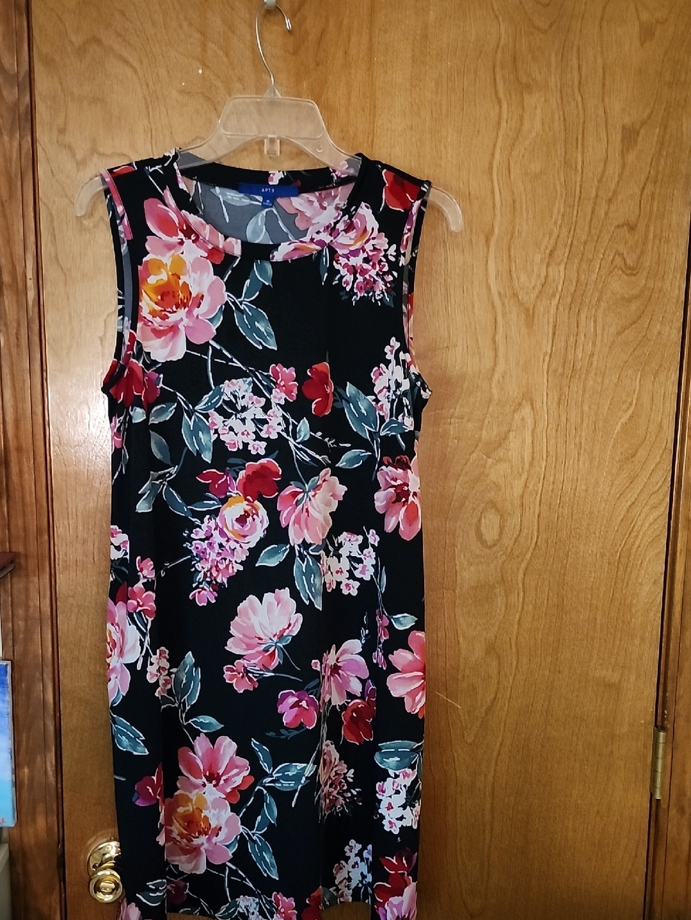 Apt. 9 Black Floral Sleeveless Shift Dress with Pink and Red Blooms